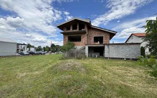 GRUNT MIESZKANIOWY 38ar – 3 KONDYGNACJE