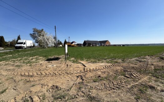 Urocze działki budowlane w Chojęcinie – media