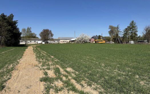 Urocze działki budowlane w Chojęcinie – media