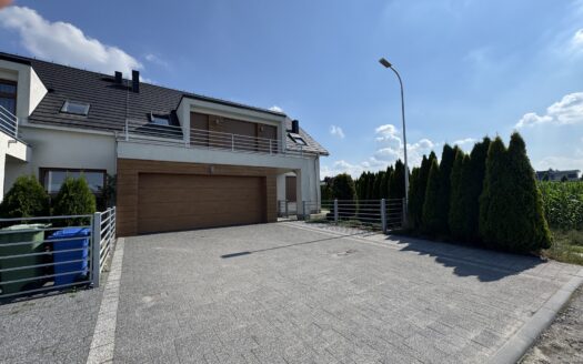 Centrum Kępna – szeregowiec zewnętrzny